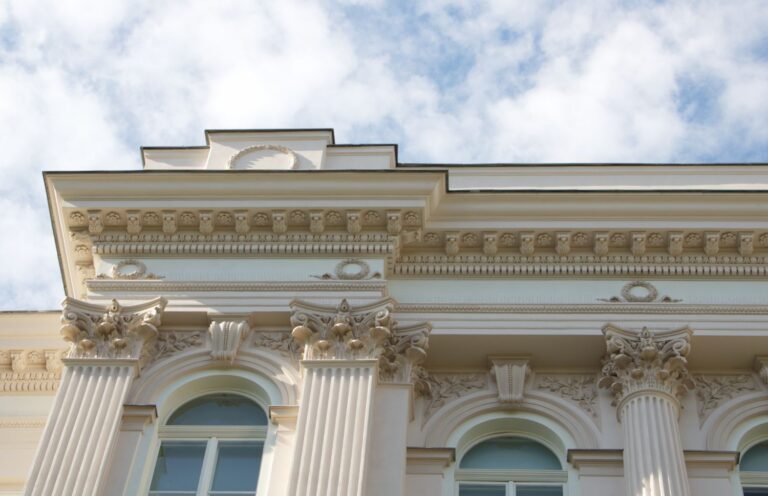 Politechnika Warszawska Pl. Politechniki 1, Warszawa – przebudowa w gmachu głównym