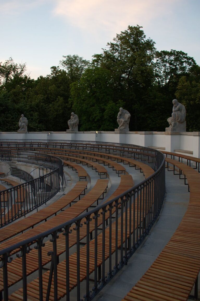 Polskie Pracownie Konserwacji Zabytków – Remont i konserwacja widowni Amfiteatru w Muzeum Łazienki Królewskie