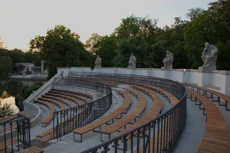 Polskie Pracownie Konserwacji Zabytków – Remont i konserwacja widowni Amfiteatru w Muzeum Łazienki Królewskie