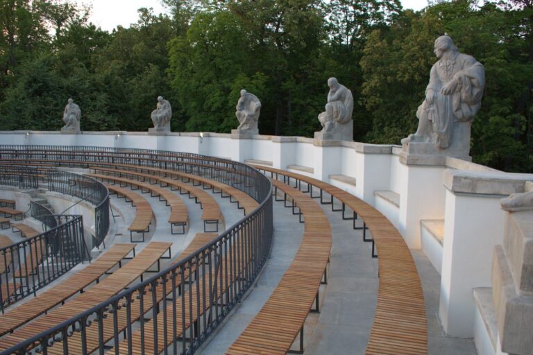 Polskie Pracownie Konserwacji Zabytków – Remont i konserwacja widowni Amfiteatru w Muzeum Łazienki Królewskie